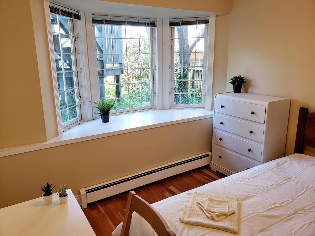 Bright Garden Suite By Forest & Beach & Ubc Vancouver Dış mekan fotoğraf